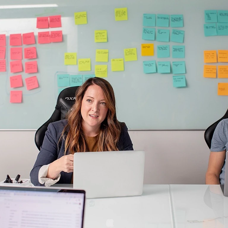 Mastering Meeting Etiquette for a Harmonious Workplace
