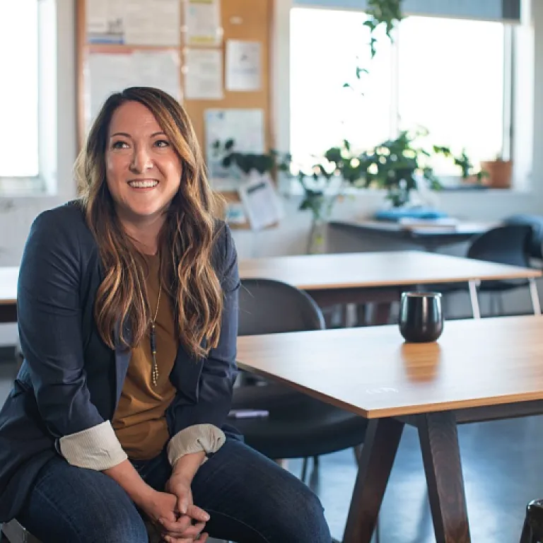 How luxe policies shape organizational management in modern companies